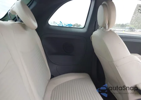 2015 Fiat 500 Sport z USA, uszkodzony, nr VIN 3C3CFFBRXFT636760